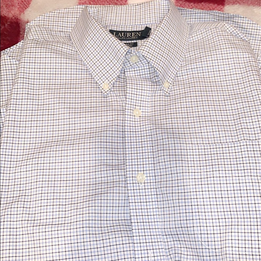 Long sleeve button up men’s dress shirt